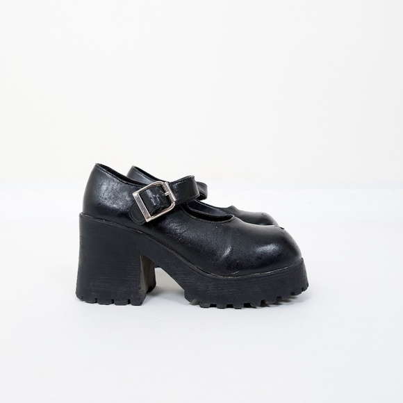 Vintage Shoes - 90's Mary Jane Platform Shoes Heels Chunky Lug Sole High Pump Thick Loafers